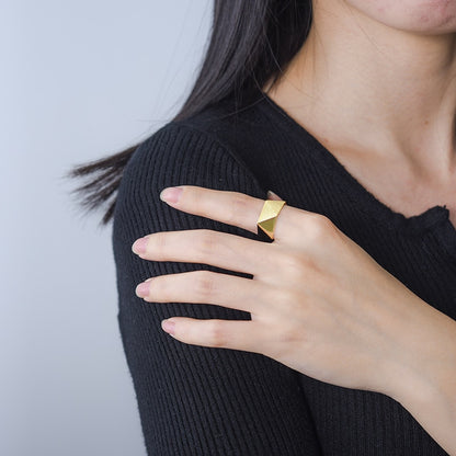 Geometric Origami Adjustable Ring